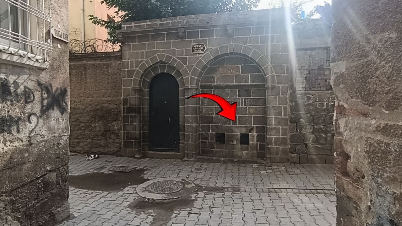 Diyarbakır Suriçi’nde asırlık çeşme bakımsızlık kurbanı!