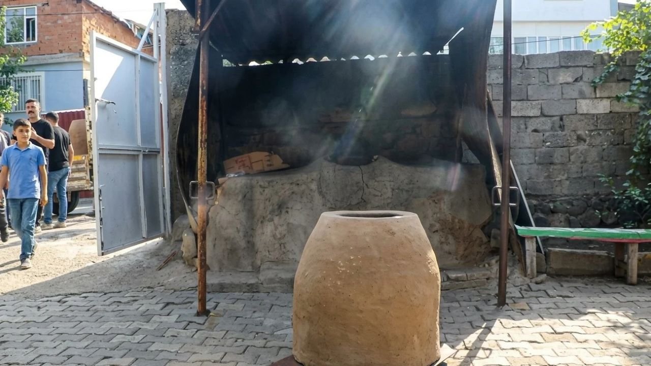 Diyarbakır Peyas’ta atıl tandırlar imece usulüyle yenilenecek