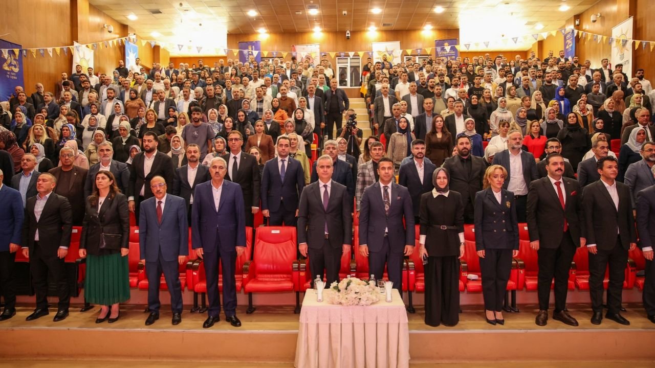 AK Partili Yalçın'dan Diyarbakır'da 'Terörsüz Türkiye' ve yolsuzluk mesajları