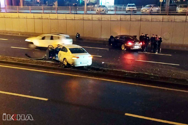 VİDEO HABER - İki araç çarpıştı: 2 yaralı