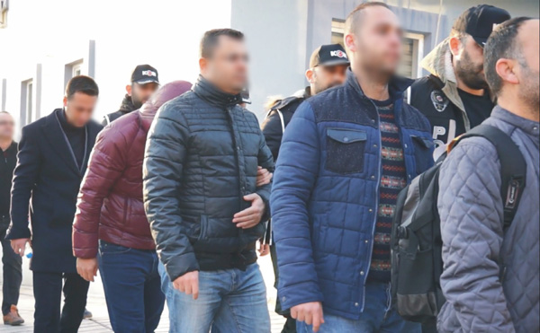 FETÖ'nün adliye yapılanmasında 10 kişi gözaltına alındı