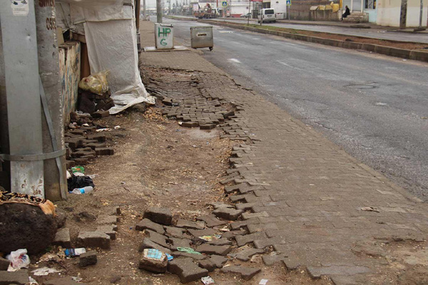 VİDEO HABER - Mahalle sakinleri: Yollarımız asfaltlansın!