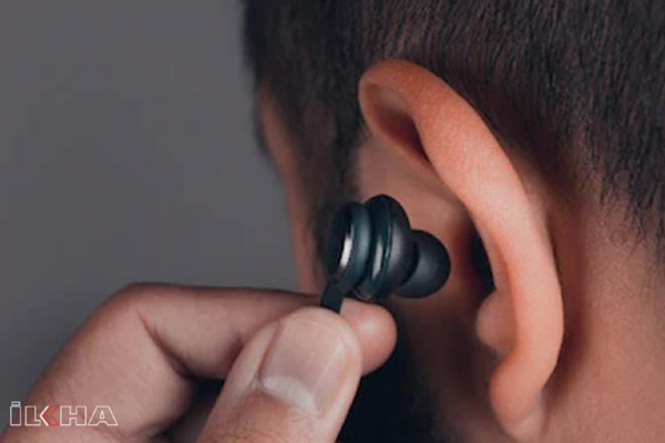 Kulaklık, kalıcı işitme kaybına yol açabilir!