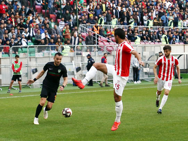 Amedspor kendini ateşe attı