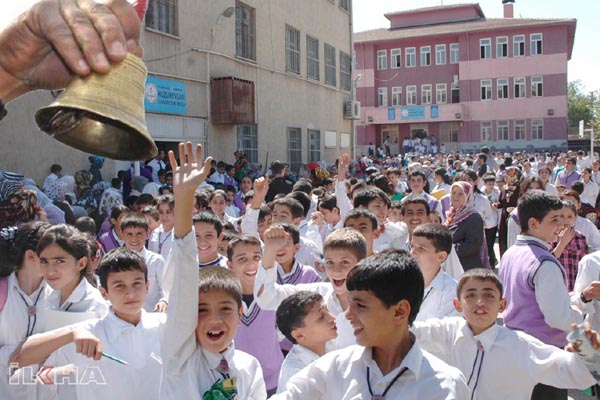 ‘Okulların tatili edilmesi yerinde bir karar!’