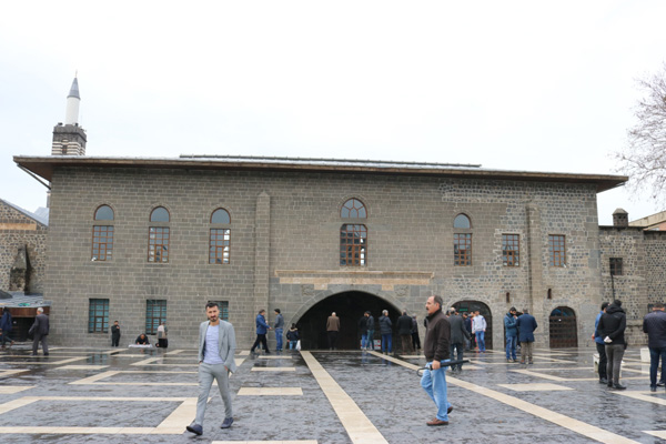 Ulu Camii’nde Cuma namazı kılınmadı