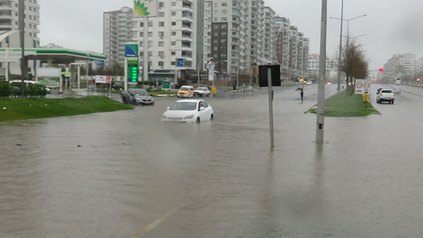 VİDEO HABER - Diyarbakır sular altında!