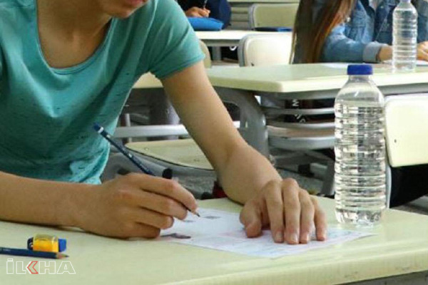 CHP: Üniversite sınavı öne çekilmesin