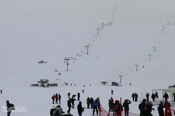 Video Haber: Hesarek Kayak Merkezi'ne bir ayda yüzbinden fazla ziyaret