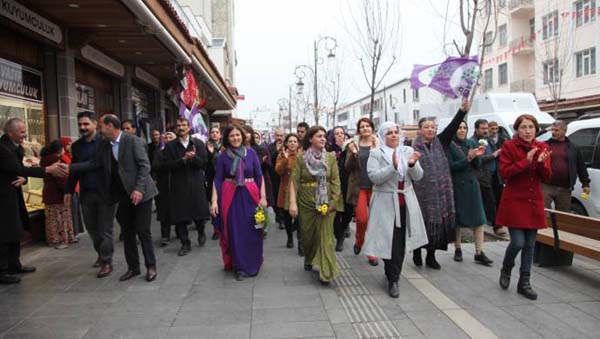 HDP Sur ve Yenişehir adayları tanıtıldı