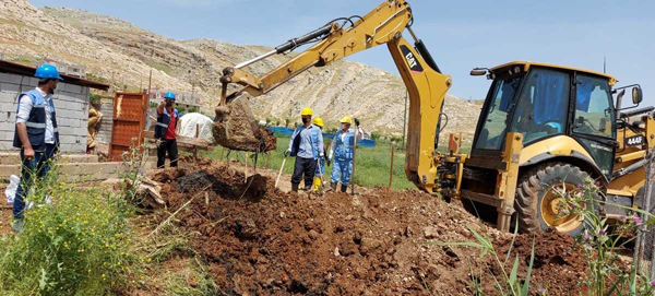 Açıktan akan atık su kanalları kapatıldı