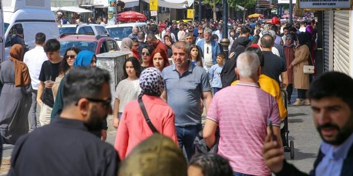 Veysî Ulgen Nivîsand: Kiras