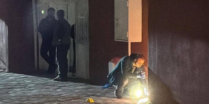 Diyarbakır’da eski eş dehşeti; Anne hayatını kaybetti, kızı yaralandı