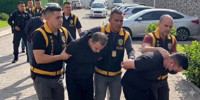 Diyarbakır’da 1 Milyar TL'lik "Resmi Evrak" vurgunu; Çok sayıda gözaltı!