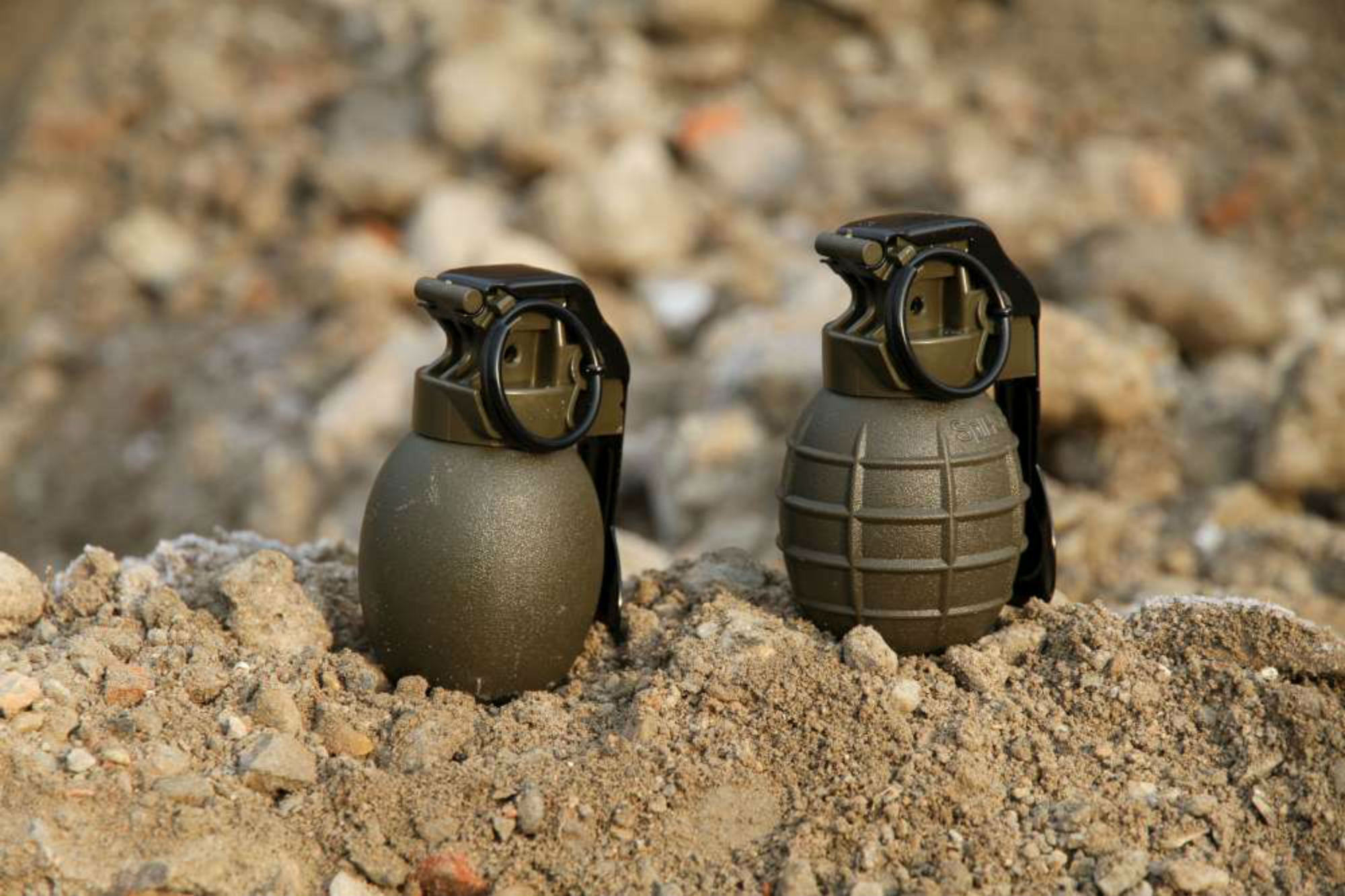 cz-hand-grenades.jpg