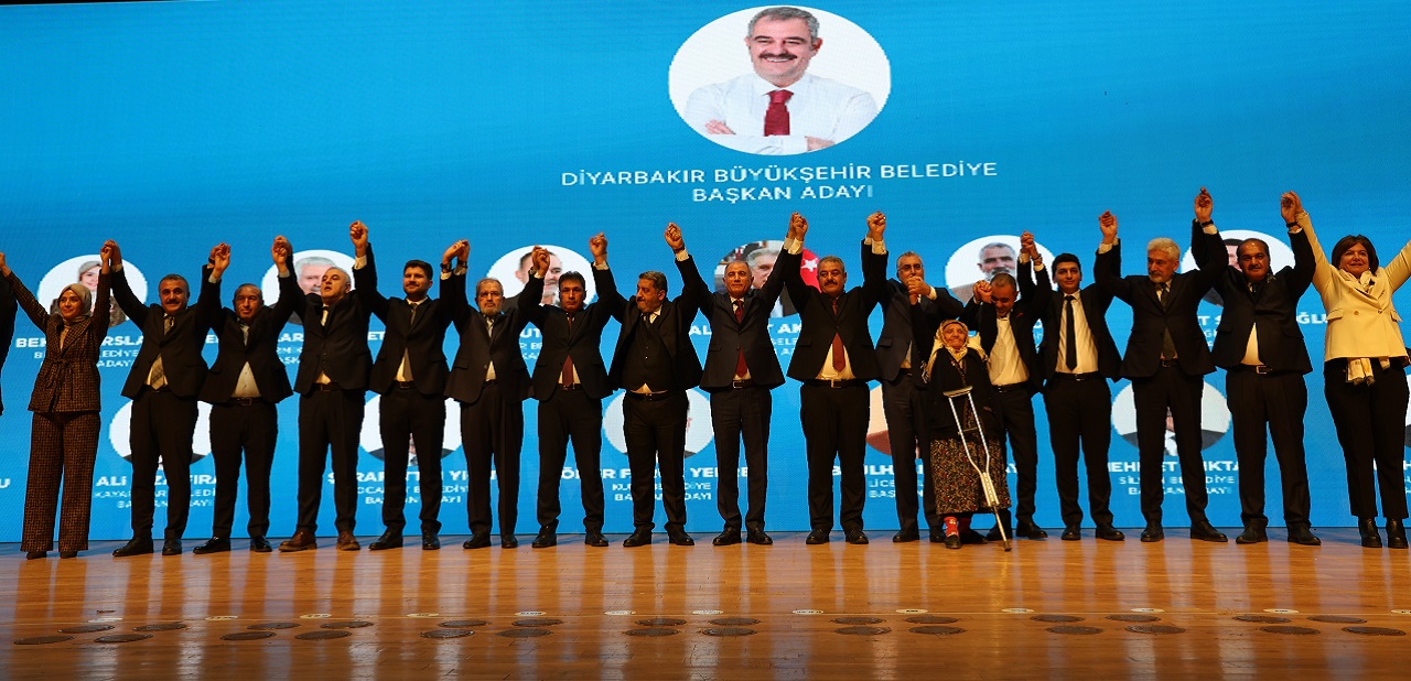 akparti-diyarbakir-aday-tanitim-toplantisi-jpg2.jpg