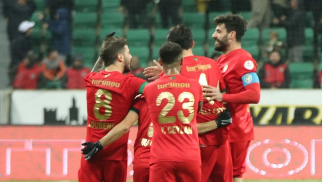 amedspor-urfaspor-2jpg.jpg