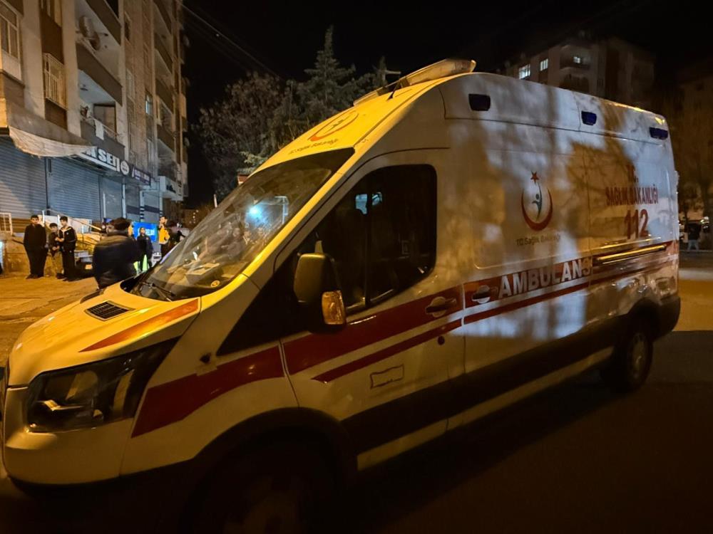 ambulans-gece.jpg