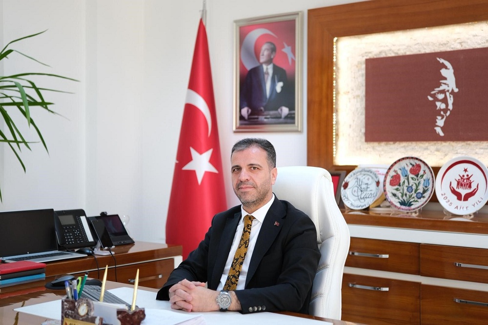diyarbakir-aile-ve-sosyal-hizmetler-il-mudurlugune-cecen-atandi.jpg