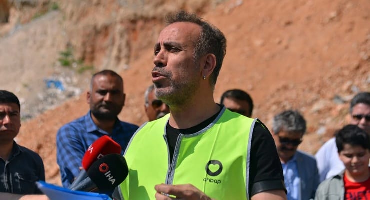 haluk-levent.jpg