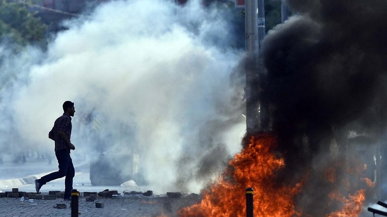 6-8-ekim-kobani-olaylari-aa1.jpg