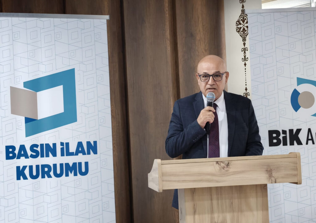 bik-diyarbakir-toplanti-murat-kurum.jpg